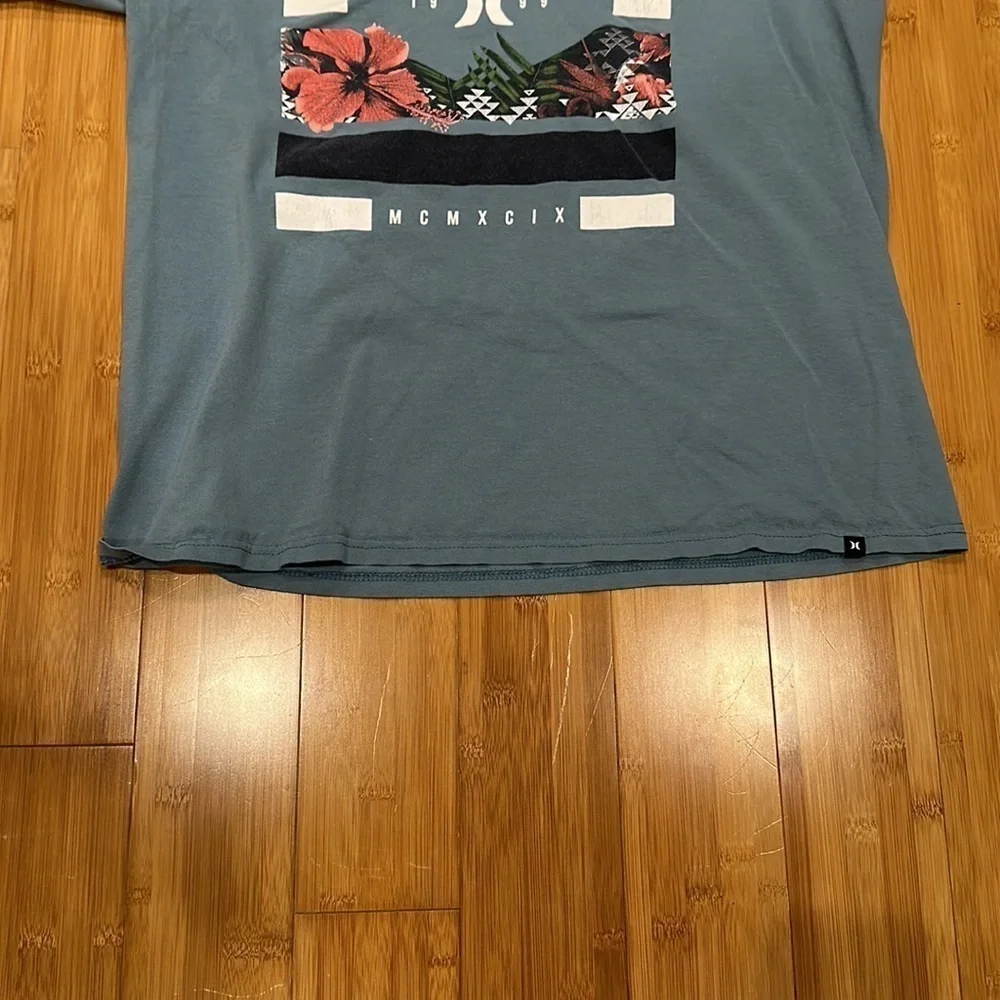 Hurley short sleeve shirt size large men’s - Picture 3 of 7